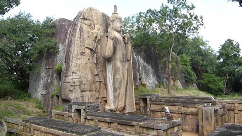 Aukana Boeddha en uitzicht